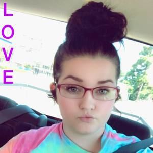 Meet your Posher, Kelsey